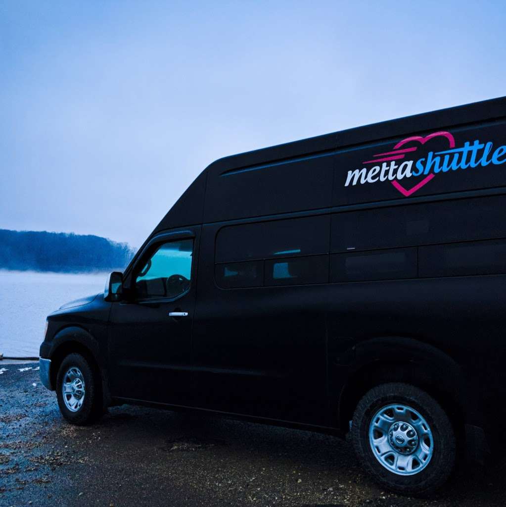 MettaShuttle Wheelchair Transportation | 707 E Wilson St, Batavia, IL 60510, USA | Phone: (630) 270-8697