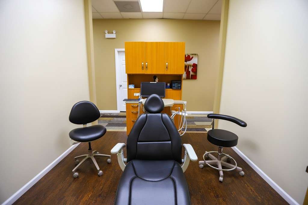 Dental Town Lawrence | 3346 W Lawrence Ave, Chicago, IL 60625, USA | Phone: (773) 797-2000