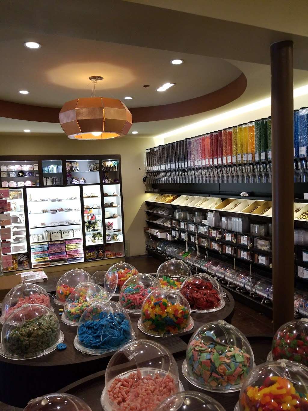 Chocolate Decor 6 Quickway Rd Kiryas Joel Ny 10950 Usa