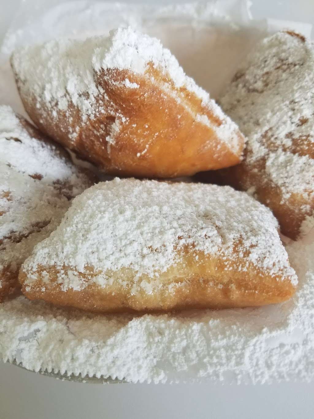 Chez Beignets | 10623 Bellaire Blvd # C100, Houston, TX 77072, USA | Phone: (281) 879-9777