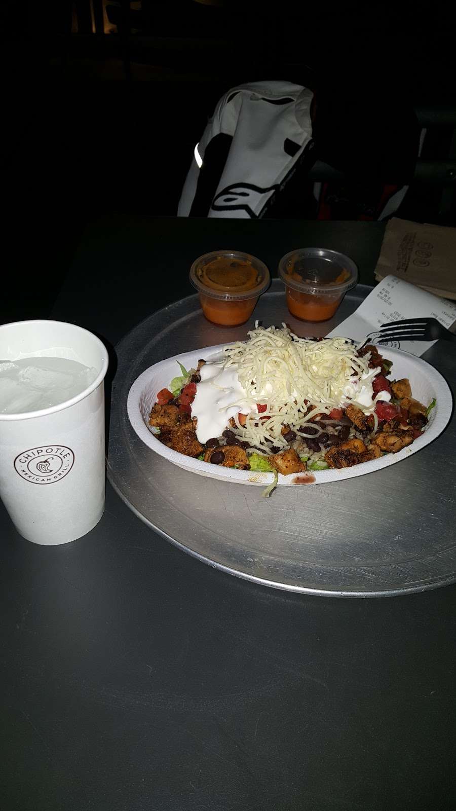 Chipotle Mexican Grill | 608 W Huntington Dr, Monrovia, CA 91016, USA | Phone: (626) 239-3033