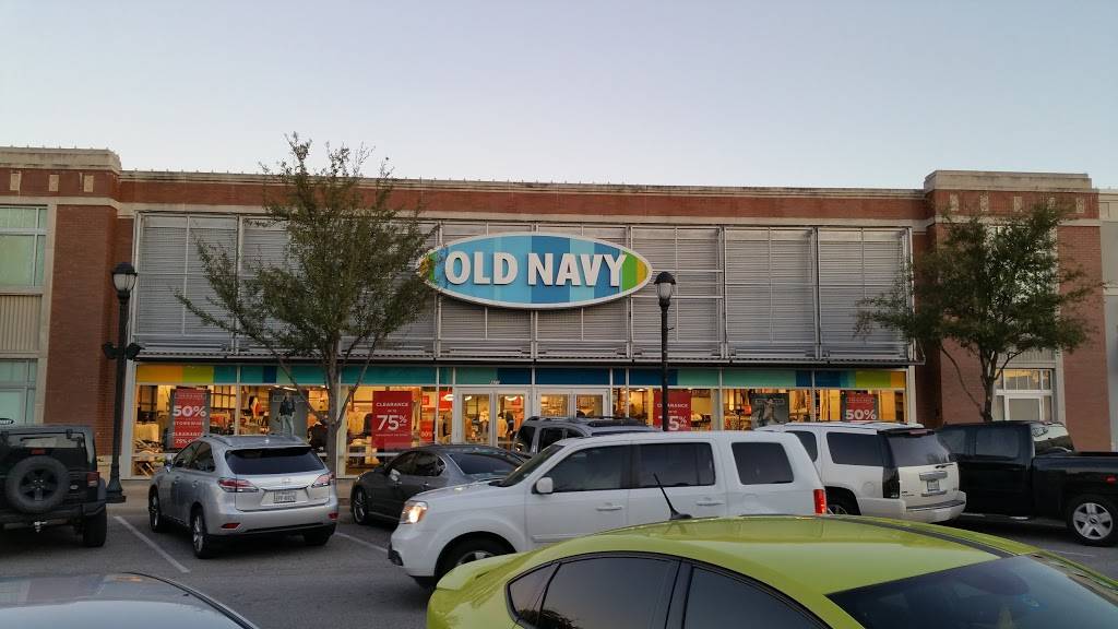 Old Navy - with Curbside Pickup | 420 Coneflower Drive Suite BB05, Garland, TX 75040, USA | Phone: (972) 495-4990