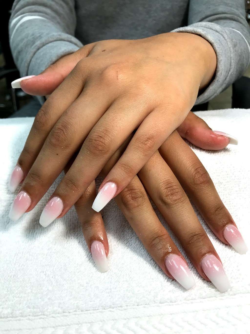 Top Nails | 4550 S Maryland Pkwy #22, Las Vegas, NV 89119, USA | Phone: (702) 739-3002
