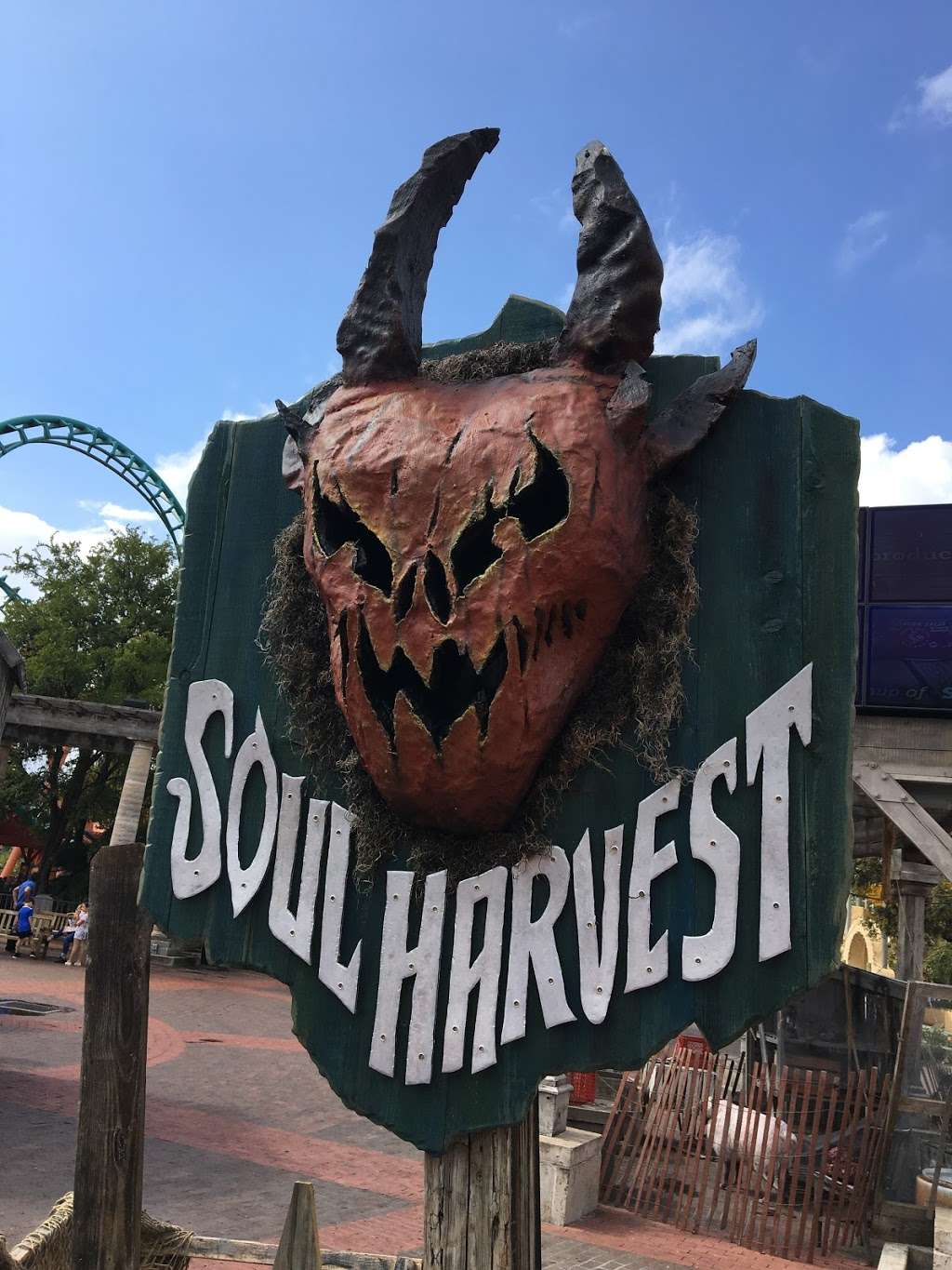 Fiesta Texas Main Entrance | San Antonio, TX 78256, USA