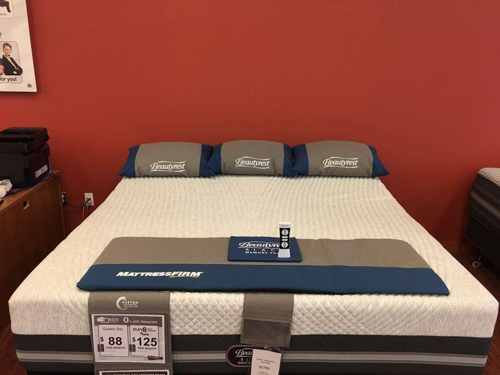 Mattress Firm Hamburg | 1760 Tilden Ridge Dr, Hamburg, PA 19526, USA | Phone: (610) 562-2817