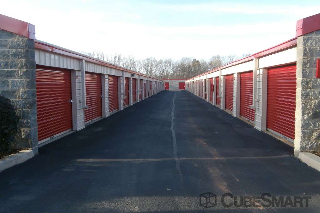 CubeSmart Self Storage | 10921 Bailey Rd, Cornelius, NC 28031, USA | Phone: (704) 987-5077