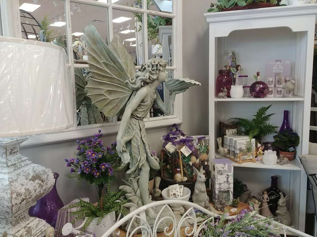 Platt Hill Nursery | 2400 Randall Rd, Carpentersville, IL 60110, USA | Phone: (847) 428-6767