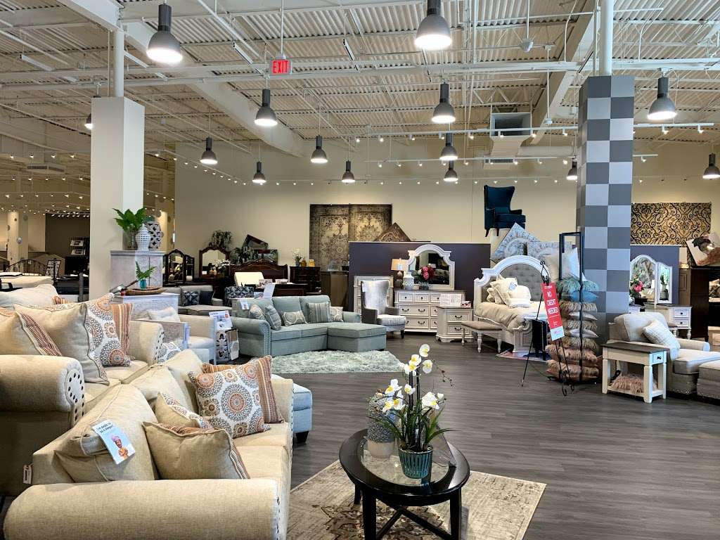 Bobs Discount Furniture and Mattress Store | 575 Fletcher Pkwy Ste 160, El Cajon, CA 92020, USA | Phone: (619) 486-5338