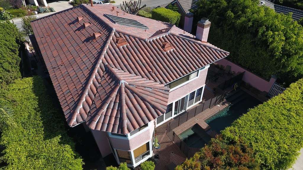 HD Roofs, Inc | 5022 W 5th St, Santa Ana, CA 92703, USA | Phone: (714) 554-0267