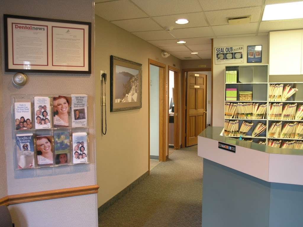 Christine Vice, DDS, MAGD | 41 Lawrence Hill Rd, Huntington, NY 11743, USA | Phone: (631) 549-2711