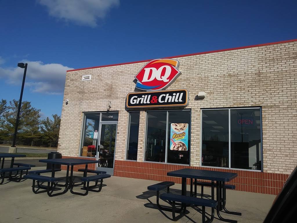 Dairy Queen | 1710 Georgesville Square Dr, Columbus, OH 43228, USA | Phone: (614) 870-7255