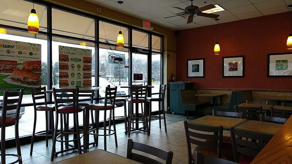 Subway Restaurants | 644 North Sheridan Rd, Winthrop Harbor, IL 60096 | Phone: (224) 814-3673