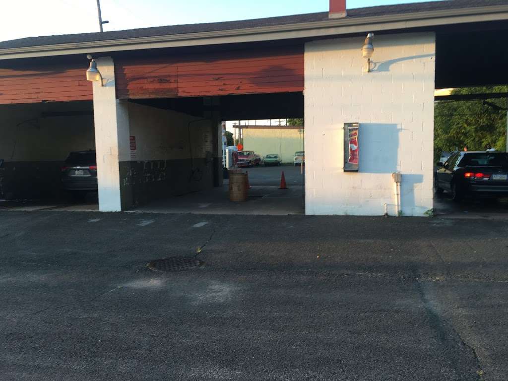 Car wash | Willow Grove, PA 19090