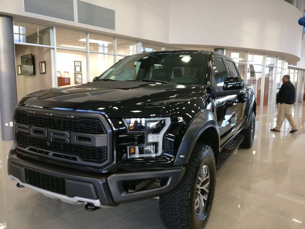 Russell and Smith Ford | 3440 S Loop W, Houston, TX 77025, USA | Phone: (888) 463-8919