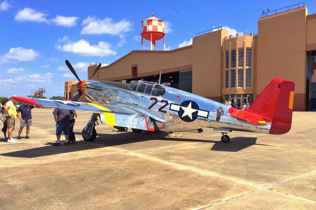 Worlds Greatest Aircraft Collection Airport | Polk City, FL 33868