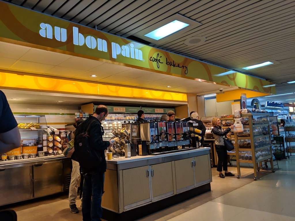 Au Bon Pain | LaGuardia Airport, East Elmhurst, NY 11371, USA | Phone: (718) 334-0480