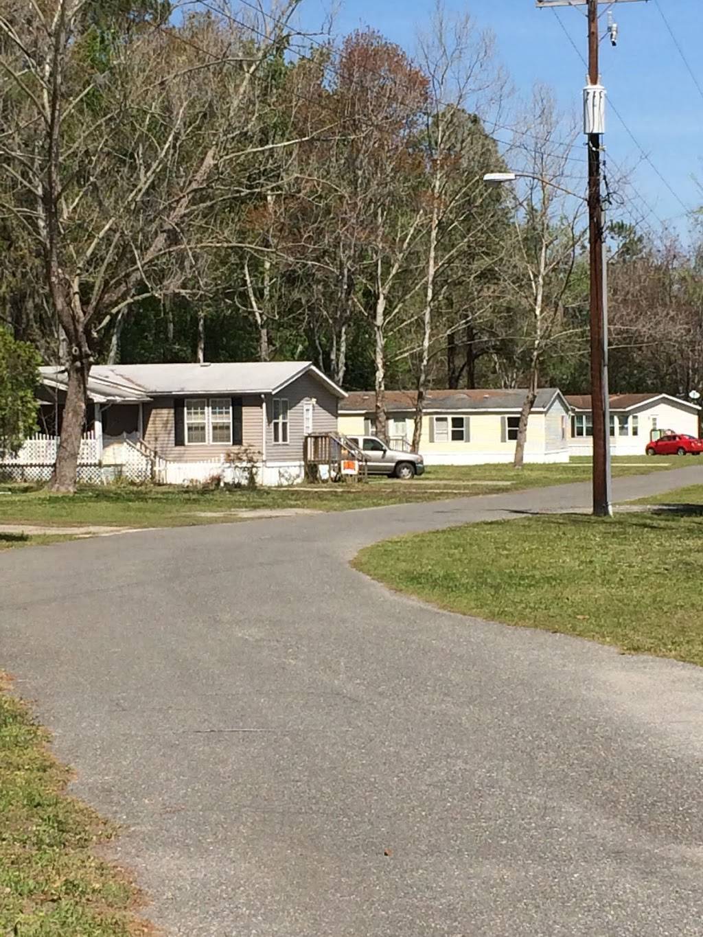 The Meadows Manufactured Home Community | 7667 W Beaver St, Jacksonville, FL 32220, USA | Phone: (904) 274-3608