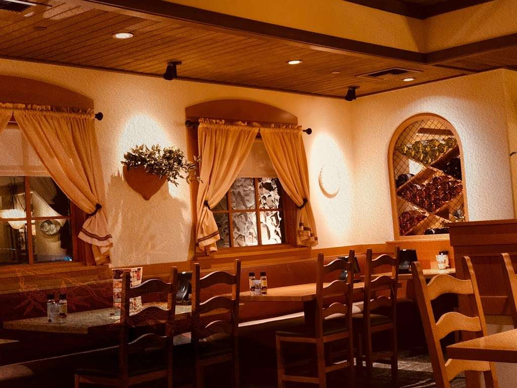 Olive Garden Italian Restaurant | 101 Quarry Rd, Downingtown, PA 19335, USA | Phone: (610) 518-6323