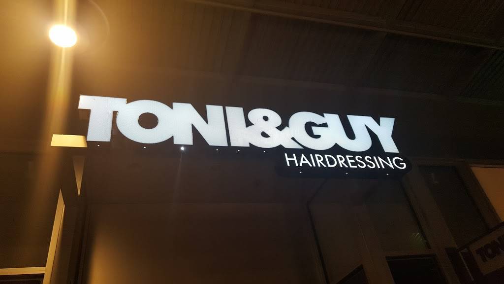 TONI&GUY Hair Salon | Market Place, 2000 E Rio Salado Pkwy #1071, Tempe, AZ 85281, USA | Phone: (480) 435-9833
