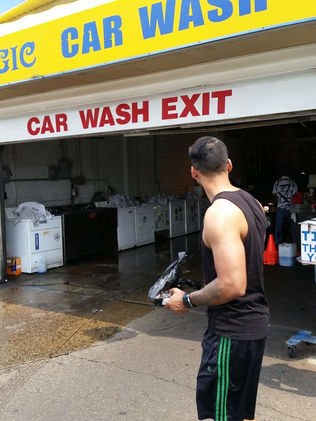 Magic Touch Car Wash | 2352 Marlton Pike W, Cherry Hill, NJ 08002, USA | Phone: (856) 665-1172