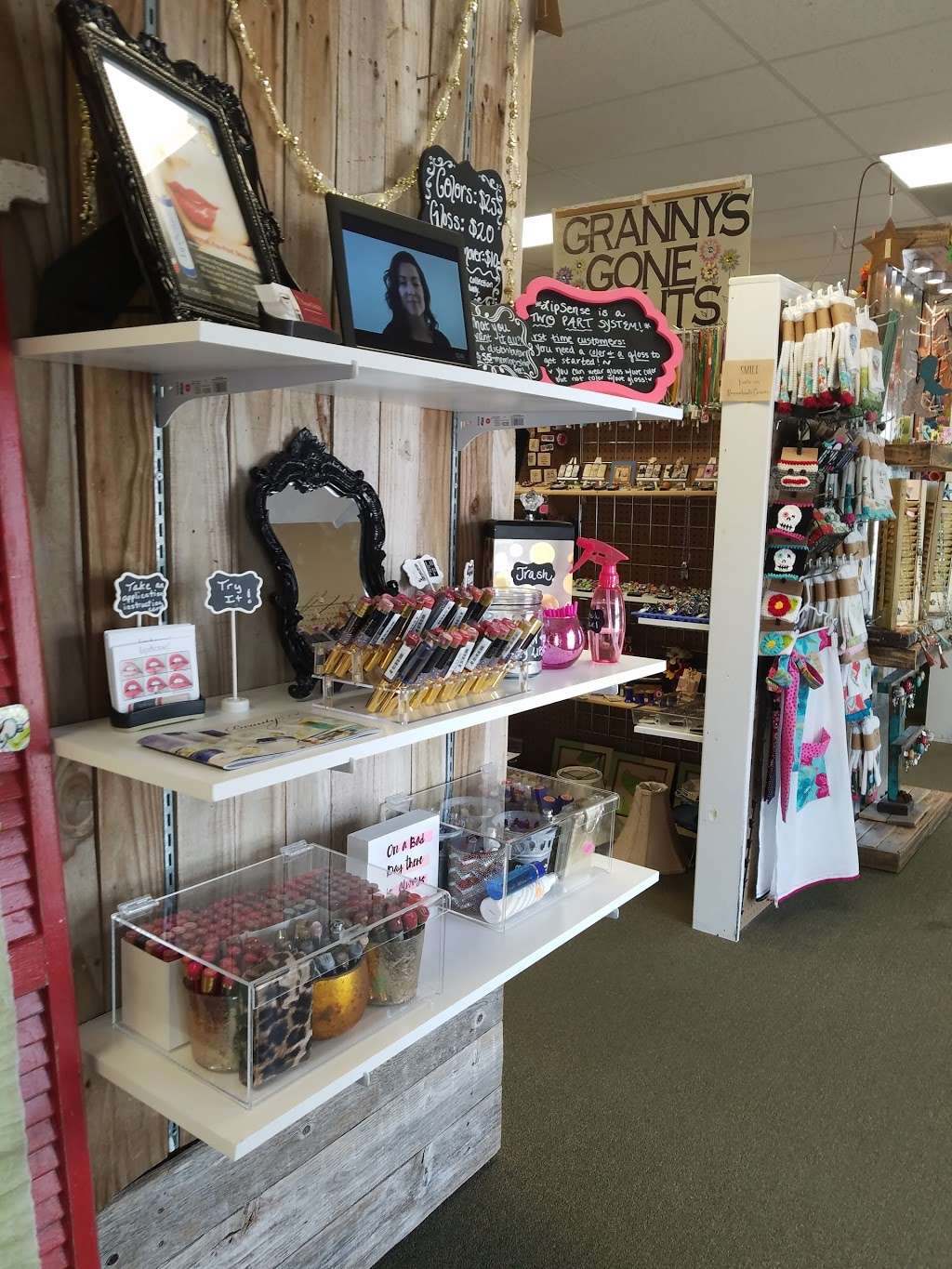 Homestead Handcrafts | 21518 Blanco Rd, San Antonio, TX 78260, USA | Phone: (210) 402-1221