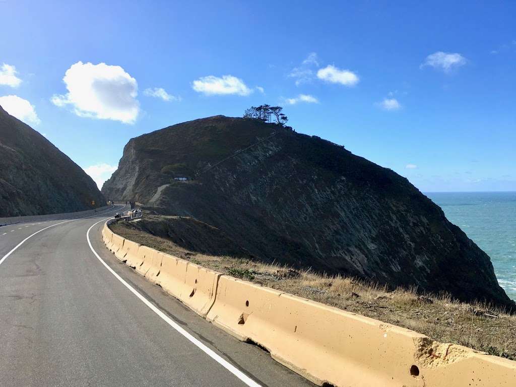 Devil’s Slide Trail (south parking lot) | CA-1, Half Moon Bay, CA 94019