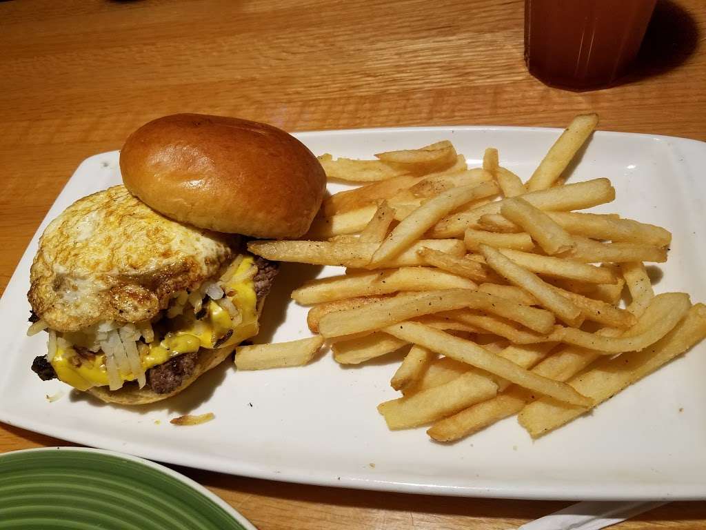 Applebees Grill + Bar | 3219 Street Rd, Bensalem, PA 19020, USA | Phone: (215) 633-1496