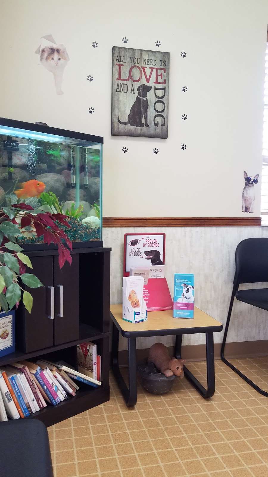 Merrillville Animal Hospital - Dr. Alicia Gustafson DVM | 6226 Cleveland St, Merrillville, IN 46410, USA | Phone: (219) 980-1531