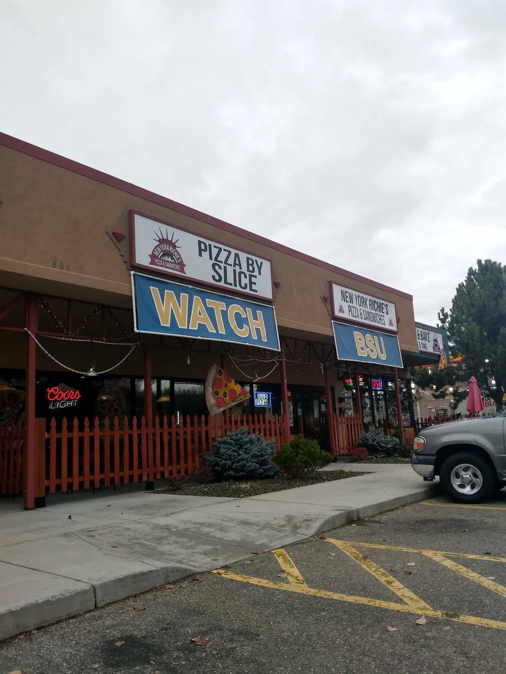 New York Richies | 5865 N Glenwood St, Garden City, ID 83714, USA | Phone: (208) 323-0003