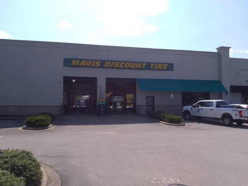 Mavis Tires & Brakes | 1879 Gadsden Hwy, Birmingham, AL 35235, USA | Phone: (205) 661-1000