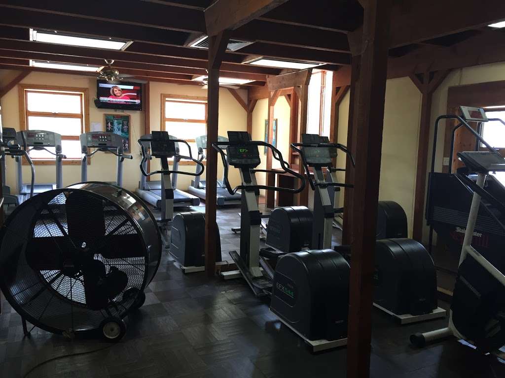 Muscle World Gym | 401 Hand Ave, Cape May Court House, NJ 08210, USA | Phone: (609) 465-4723