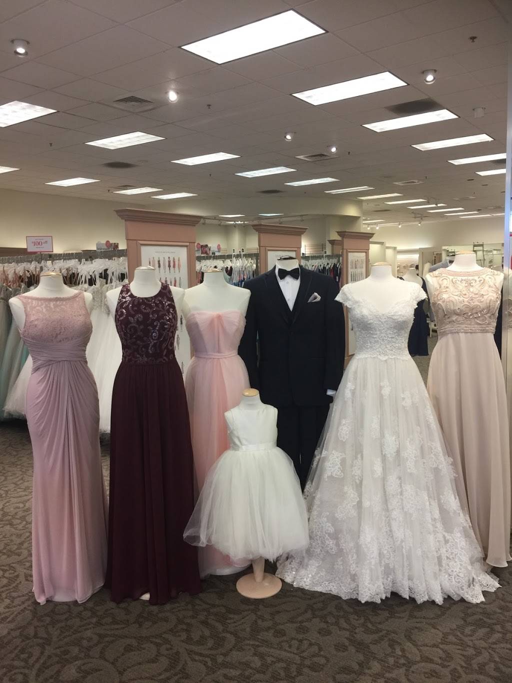 Davids Bridal | 1723 Montgomery Hwy, Hoover, AL 35244, USA | Phone: (205) 982-9388