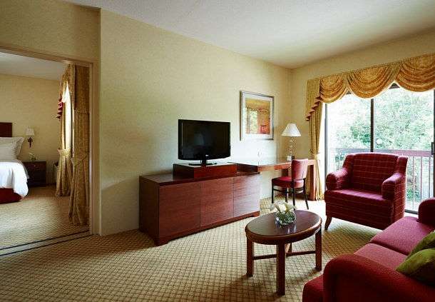 Cheshunt Marriott Hotel | Halfhide Ln, Broxbourne EN10 6NG, UK | Phone: 01992 451245