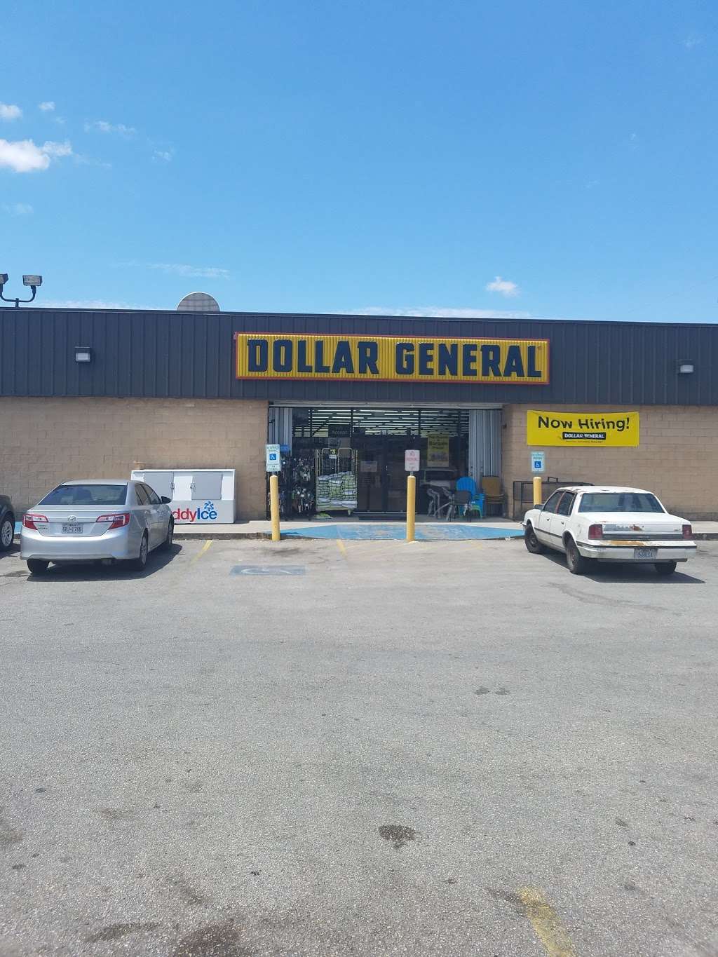 Dollar General | 6102 US Hwy 87 E, San Antonio, TX 78222, USA | Phone: (210) 729-9281