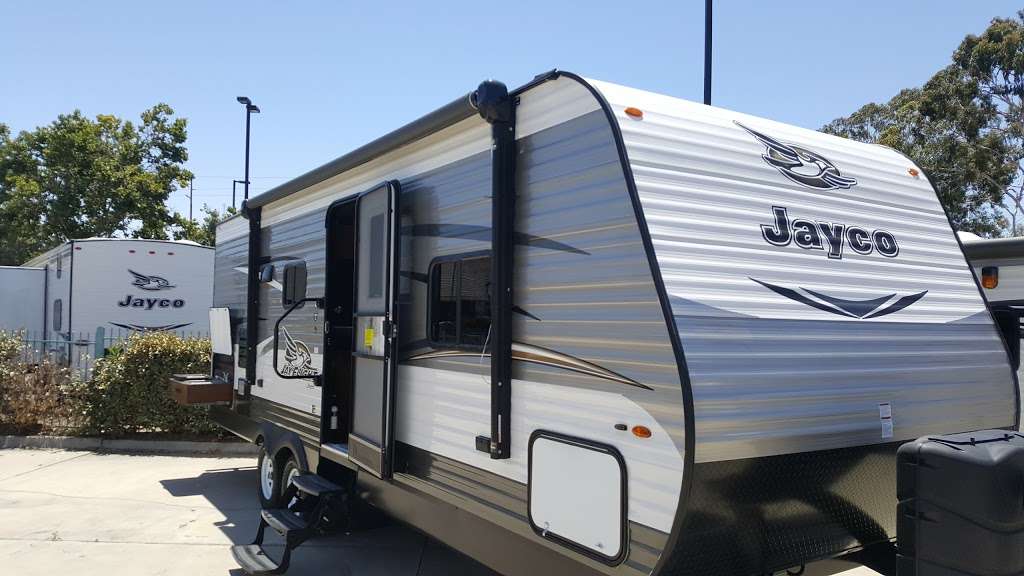 Richardsons RV Centers | 27590 Jefferson Ave, Temecula, CA 92590 | Phone: (888) 282-6611