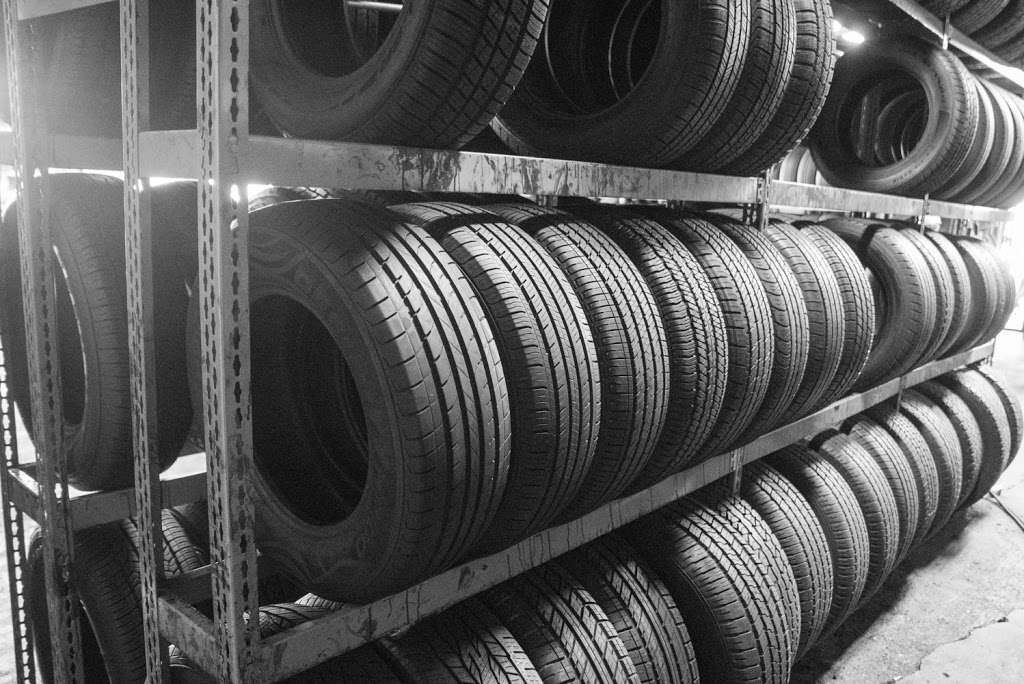 Lous Used Tires | 103 Sunrise Hwy, Lindenhurst, NY 11757 | Phone: (631) 592-2910