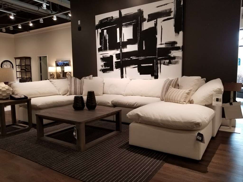 Bassett Home Furnishings | 8657 Villa La Jolla Dr #231, La Jolla, CA 92037, USA | Phone: (858) 997-1040