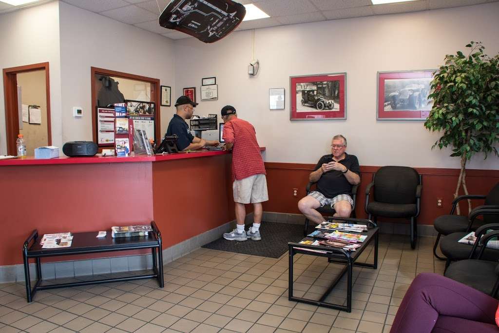 Jiffy Lube | 5816 Clarksville Square Dr, Clarksville, MD 21029, USA | Phone: (443) 535-9218