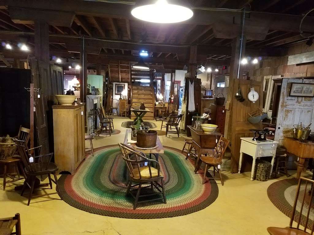 Royal Port Antiques | 13 Market St, Salem, NJ 08079 | Phone: (856) 339-0400