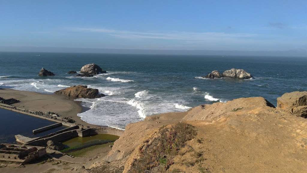 Lands End Lookout Visitor Center | 680 Point Lobos Ave, San Francisco, CA 94121, USA | Phone: (415) 426-5240