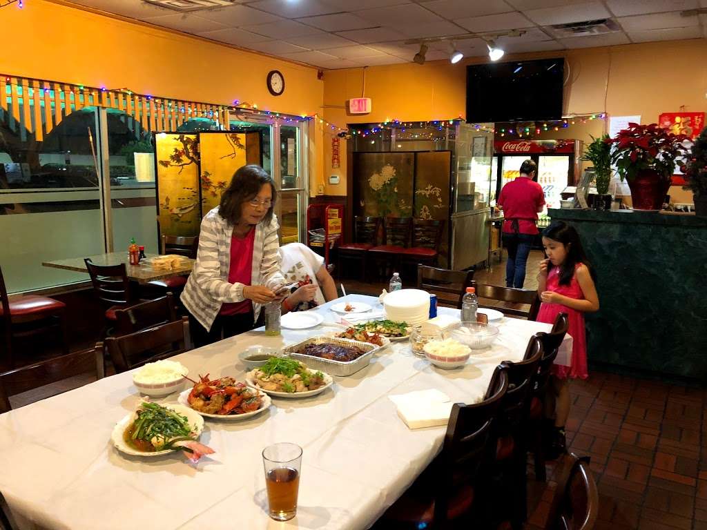 Yum Yum Chinese Restaurant | 3104 Coral Way, Miami, FL 33145, USA | Phone: (305) 446-4945