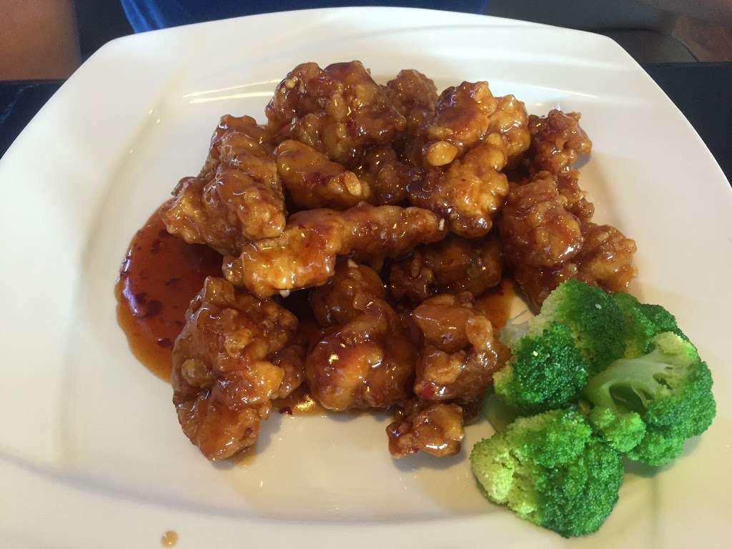 Asian Cafe | 7 N Church St, Middletown, MD 21769 | Phone: (301) 371-5988