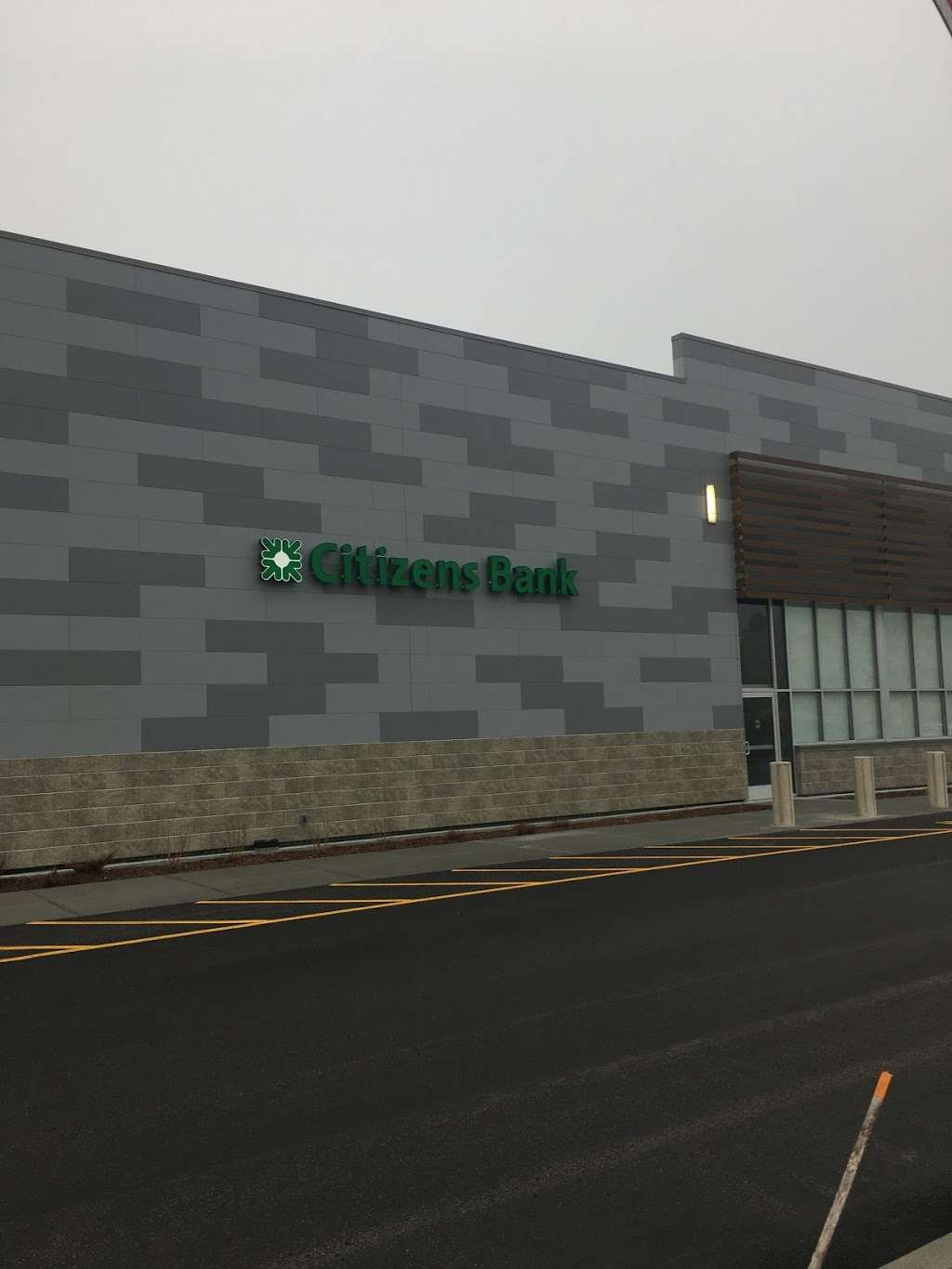 Citizens Bank Supermarket Branch | 126 Medway Road Suite 2 Suite 2, Milford, MA 01757, USA | Phone: (508) 482-0822