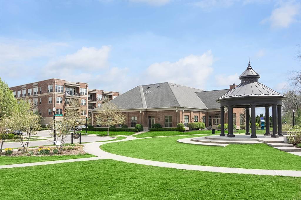 Harrison Park Apartments | 565 W 1st Ave, Columbus, OH 43215 | Phone: (614) 297-1900