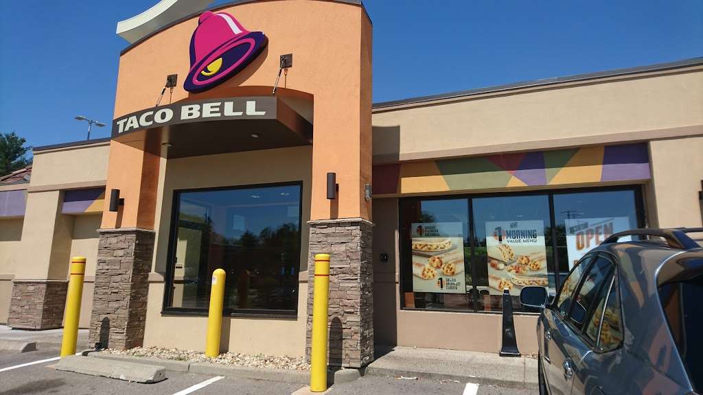 Taco Bell | 124 Providence Hwy, East Walpole, MA 02032, USA | Phone: (508) 668-9501