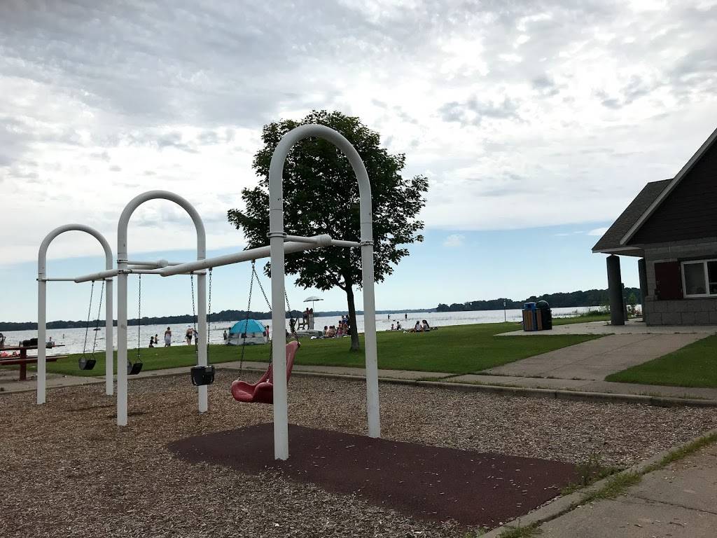 White Bear Lake County Park | 5050 Lake Ave, White Bear Lake, MN 55110, USA | Phone: (651) 748-2500