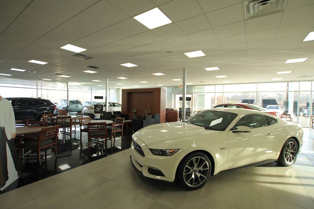 Causeway Ford Lincoln | 375 NJ-72, Stafford Township, NJ 08050, USA | Phone: (609) 597-8083