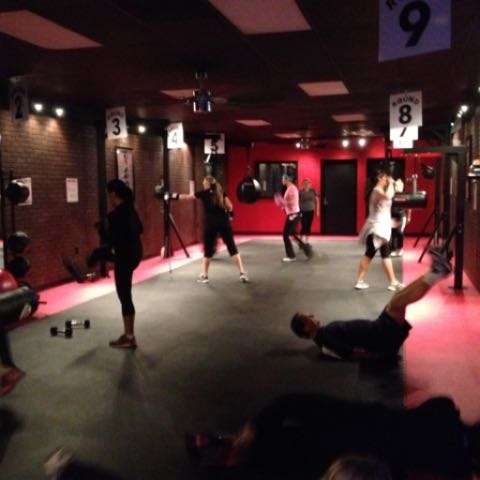 9Round 30 Minute Kickbox Workout Simi Valley | 2764 Cochran St, Simi Valley, CA 93065, USA | Phone: (805) 428-9411