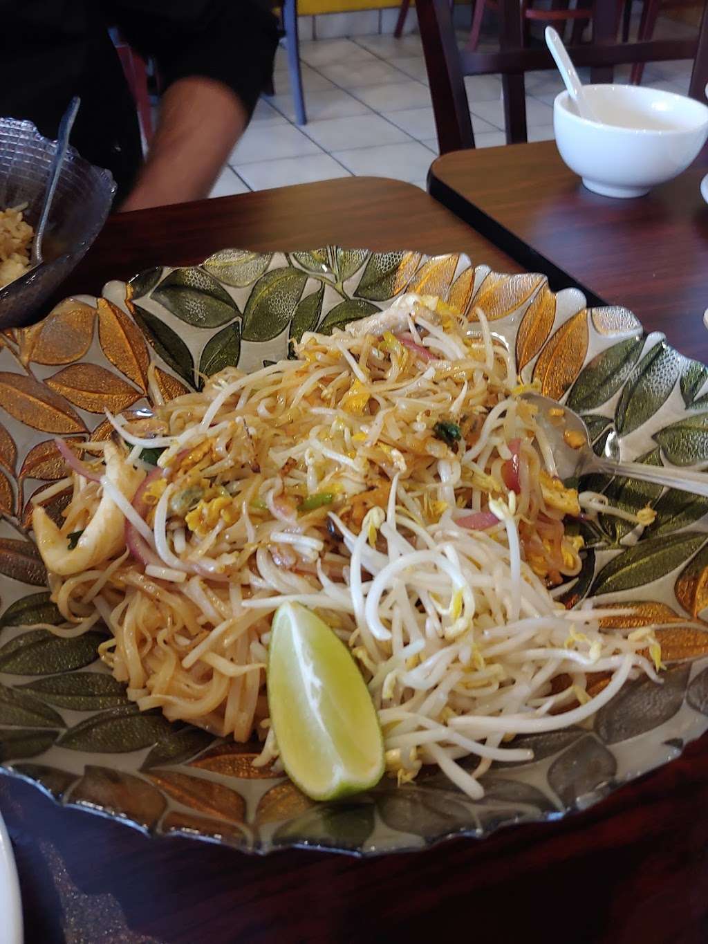 Bananas Thai Cuisine | 15556 Farm to Market Rd 529, Houston, TX 77095, USA | Phone: (281) 463-4399