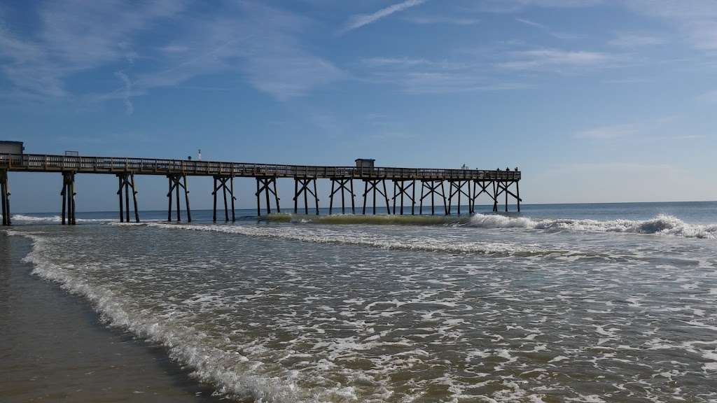 Sunglow Fishing Pier | 3701 S Atlantic Ave, Daytona Beach, FL 32118, USA | Phone: (386) 756-4219